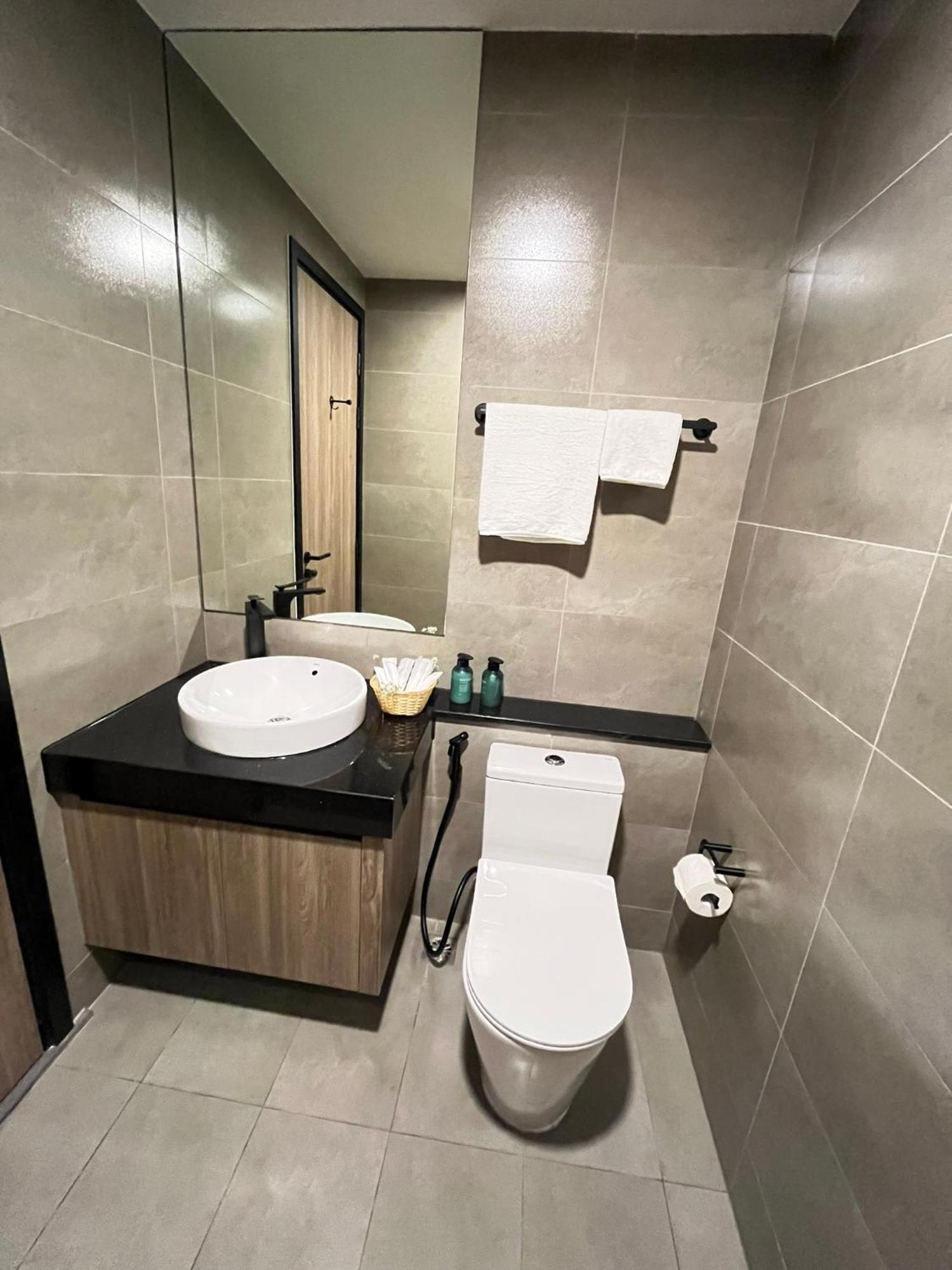 Tropical House - New At Delasol Appartement Hô Chi Minh-Ville